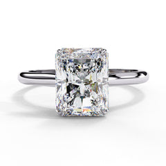 1–5 Carat Radiant Cut Lab Grown Diamond Ring in 18K Gold | 4-Prong Custom Solitaire