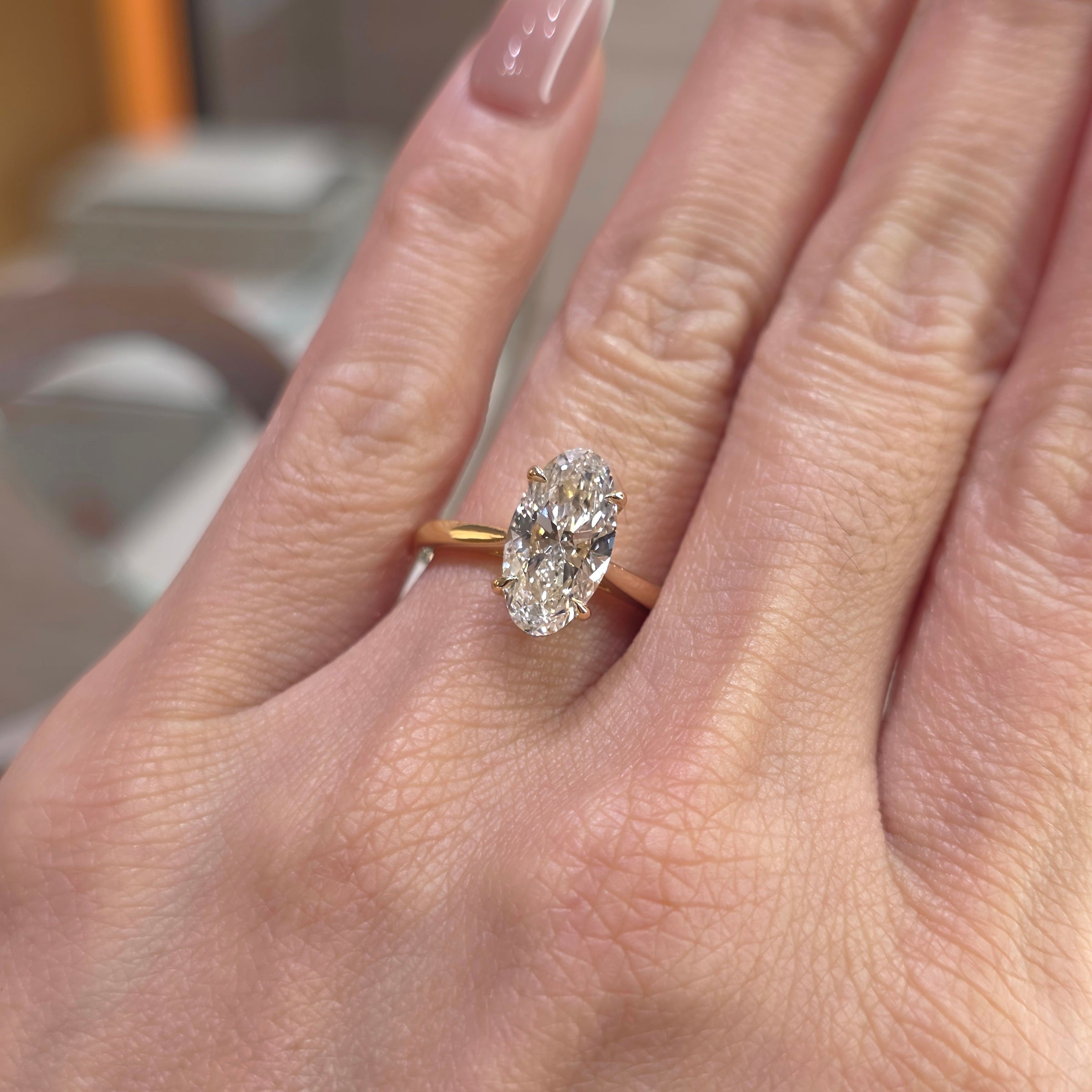 Joie - 2.5 Carat Moval Lab-Grown Diamond Solitaire Ring with Hidden Halo – 18K Gold