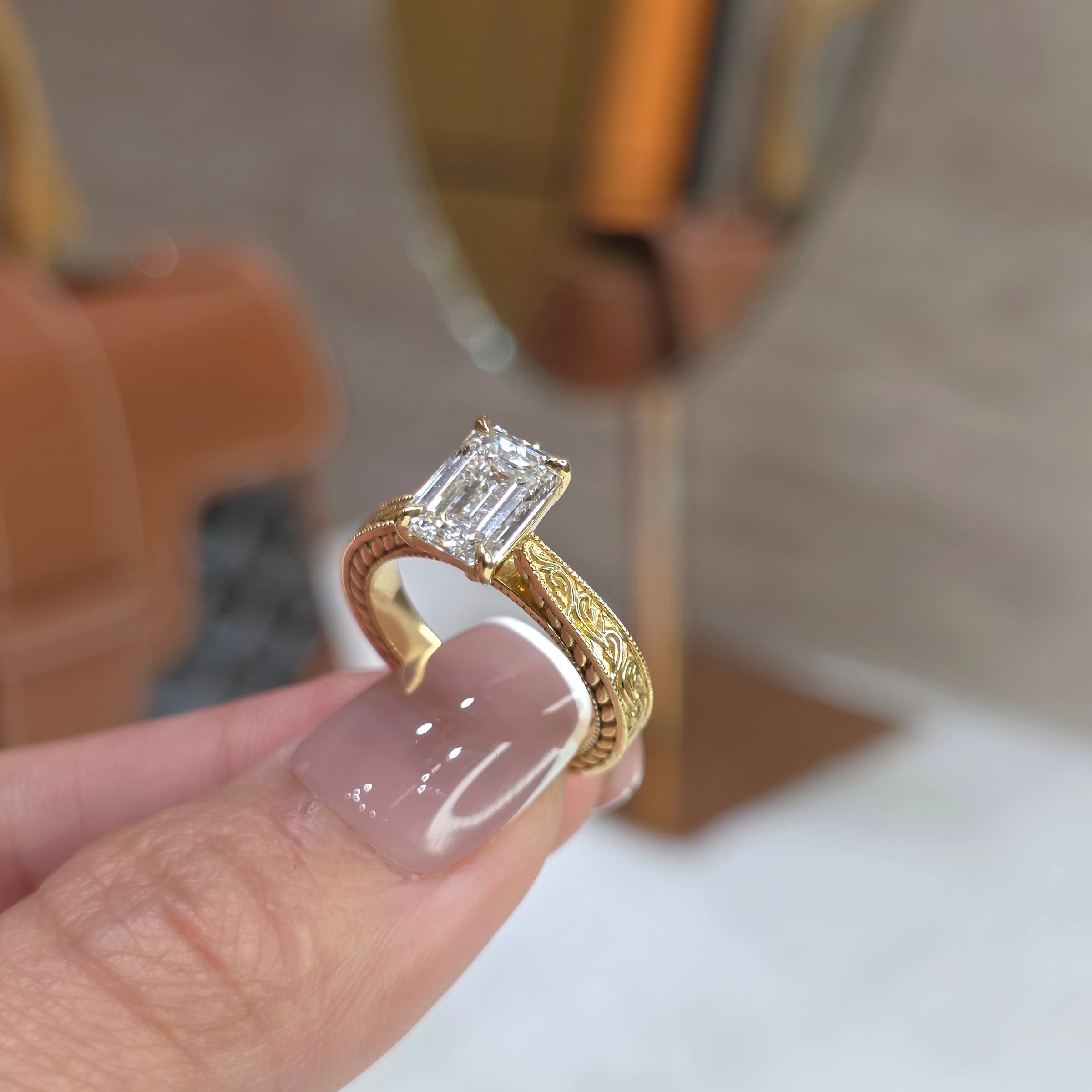 Vintage - 2 Carat Emerald Lab-Grown Diamond Solitaire Ring with Vintage Band – 18K Gold