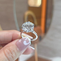 Aurélie - 7 Carat Round Cut Lab-Grown Diamond Solitaire Ring – Cathedral Setting – 18K Gold