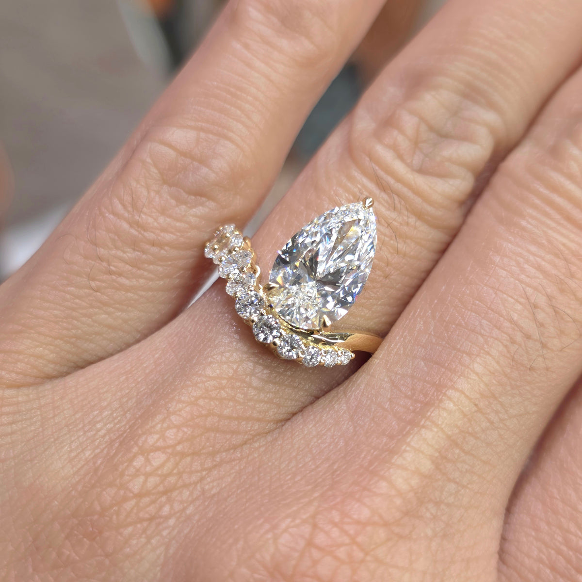 3 Carat Pear Lab-Grown Diamond Ring with Round & Oval Diamonds in 18k Gold - Vipera
