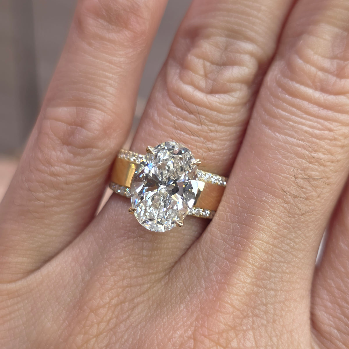 4 Carat Oval Lab-Grown Diamond Solitaire Ring Wide Band – 18K Gold - Roselle