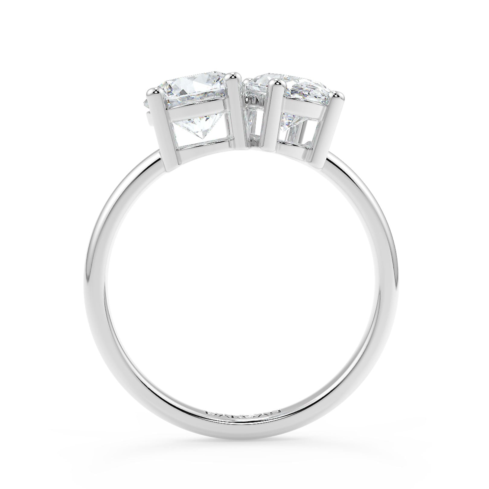 Round and Oval Toi et Moi Lab-Grown Diamond Solitaire Ring in 18K Gold
