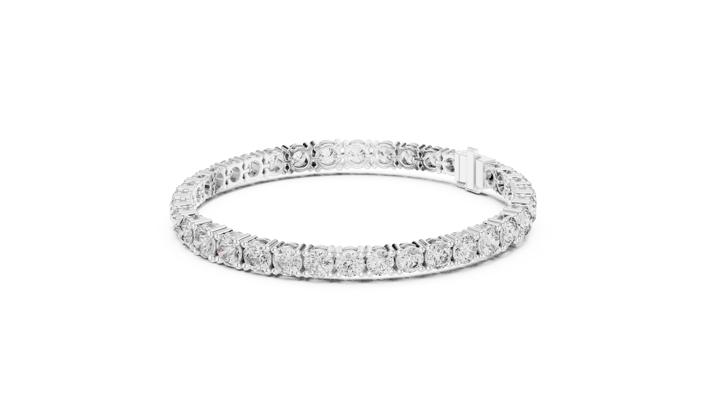 Symmetrical Graduated Round Lab - Grown Diamond Tennis Bracelet in 18K Gold